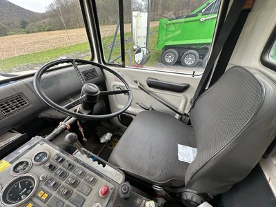 Used 1997 FORD L900 Street Sweeper Pennsylvania US | Proxy Equipment #1385051