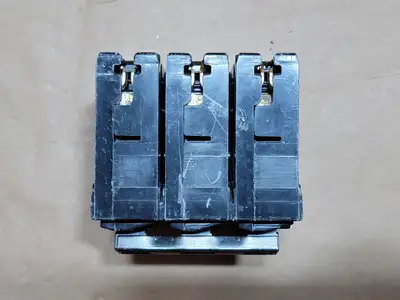 USED SIEMENS Q360