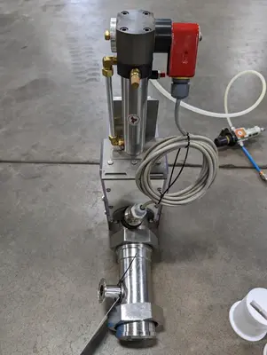 Reiser 3 in. Pneumatic Programmable Guillotine w/ Co-Extruding Tube and Inserts