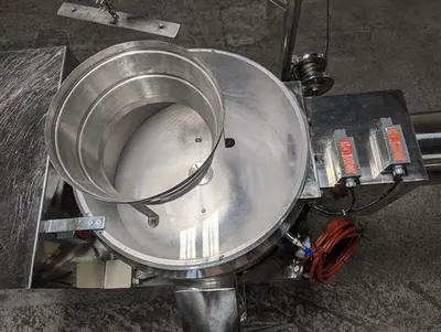 LCI Fuji Paudal model QJ-700VH marumerizer spheronizer