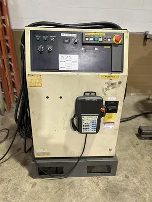 Used 2002 FANUC R-2000IA/165F Robots Michigan US | Aucto #1332270