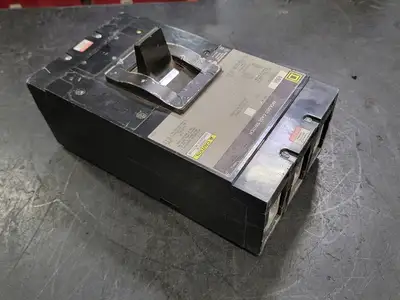 USED SQUARE D LHL36000M