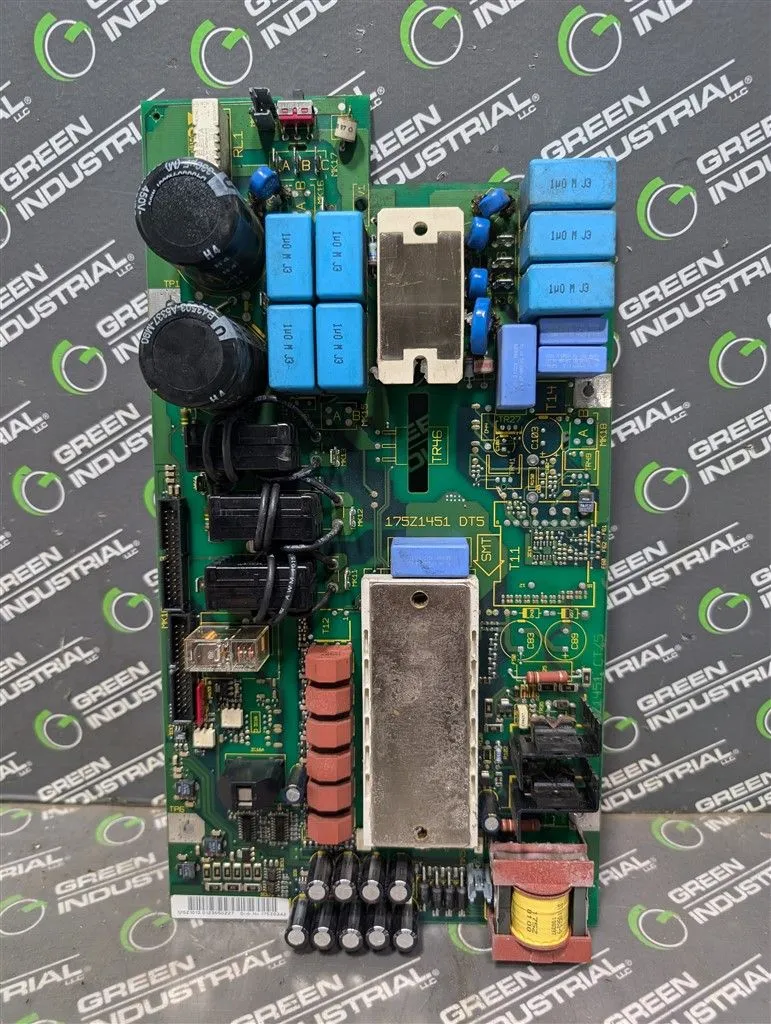 Danfoss 175Z1451 DT5 VLT5000 Power Drive Board 175Z1013 Used