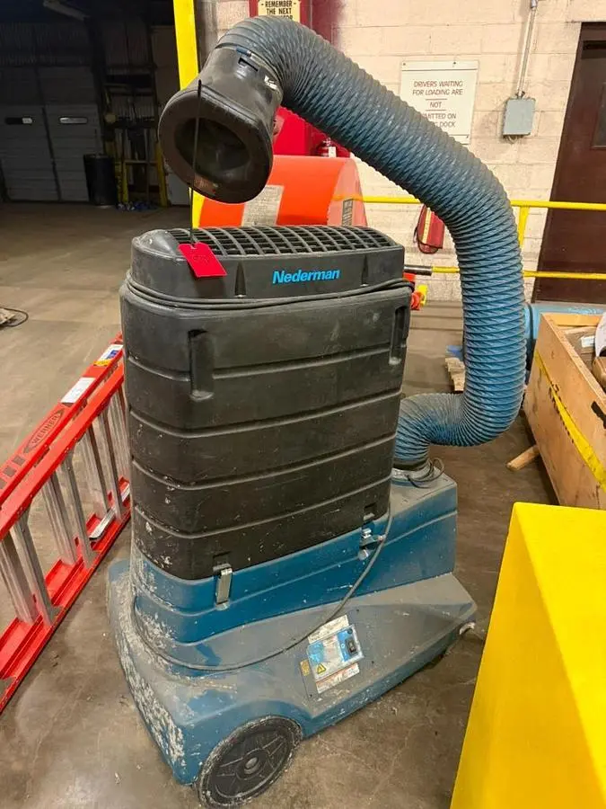 NEDERMAN FUME EXTRACTION FILTER CART SYSTEM MA