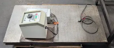 USED WALKER 24X48 MAGNETIC CHUCK