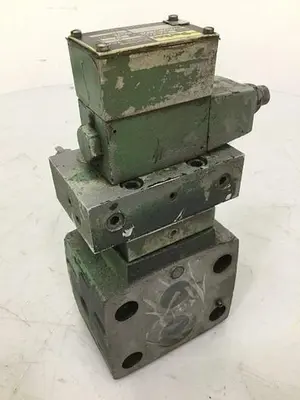 USED PARKER R10M7YHH22