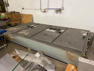 Whallon High Speed Bright Can Palletizer