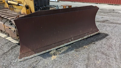 USED 2006 DEERE 750J LT