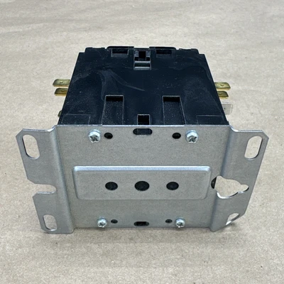NEW Square D 8910DPA33V09Y125Y234Y239