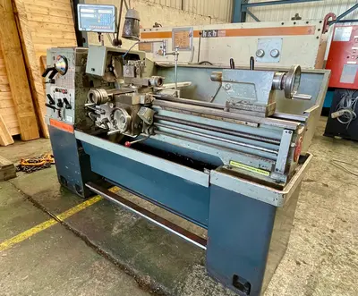 USED COLCHESTER, MADE IN UK MASTER 2500