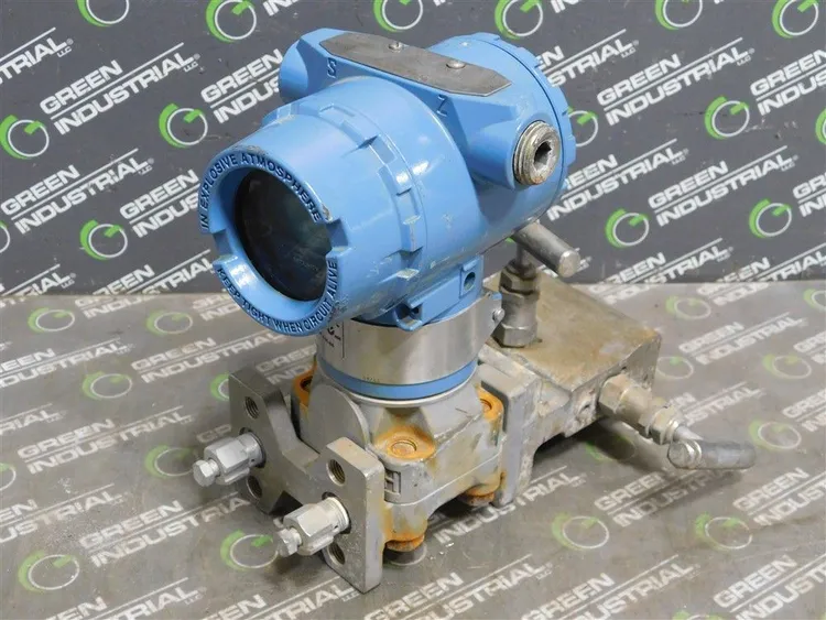 Used ROSEMOUNT ANALYTICAL 3051CD2A22A1AB4L4I5M5 Pressure Transmitters | Green Industrial #682750