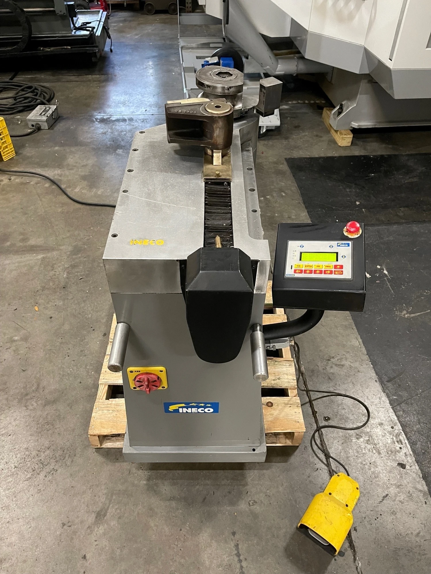 Used INECO QB-76 VDE Benders 5604 | GMT
