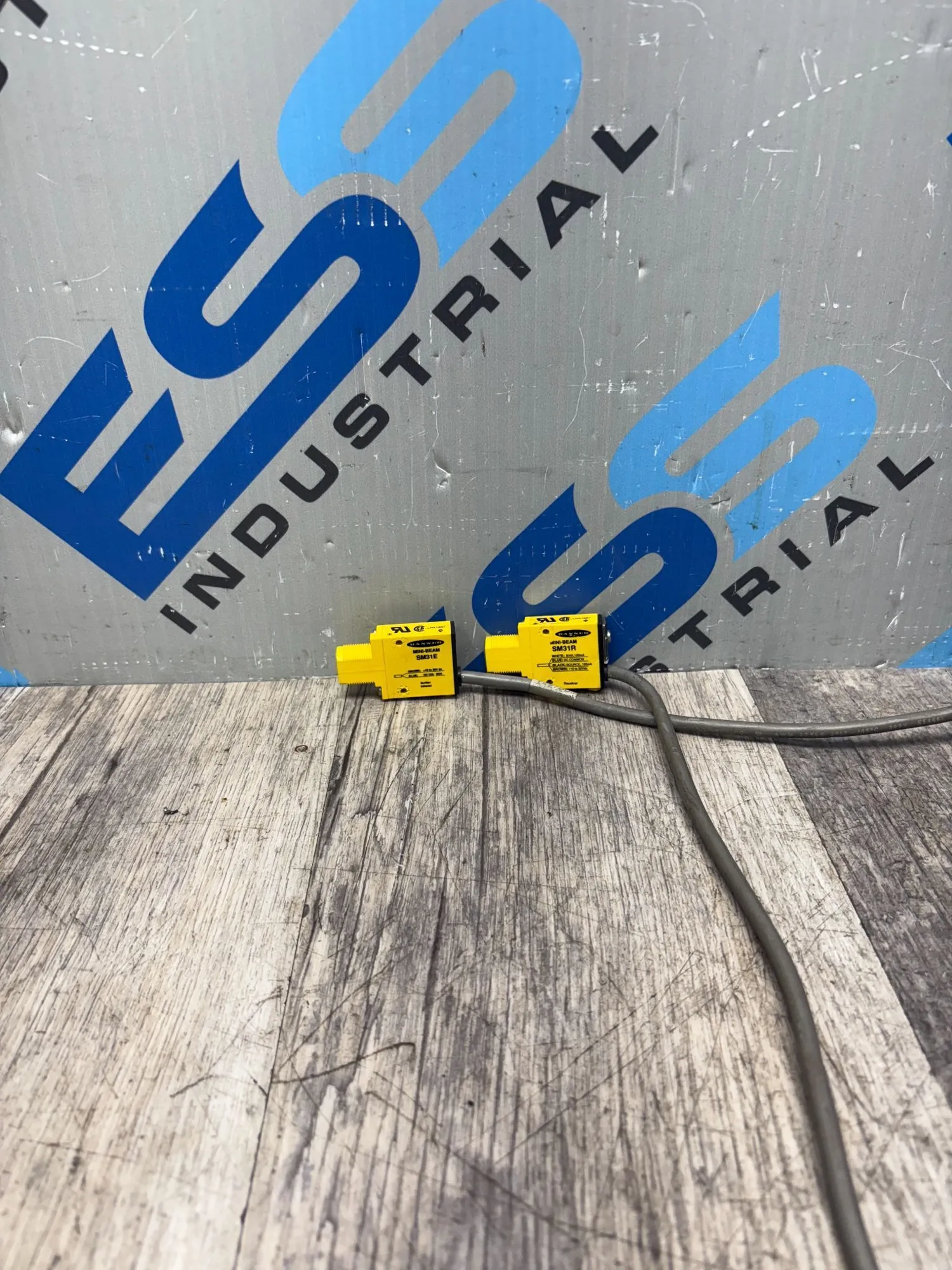 USED BANNER SM31R SM31E