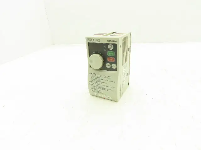 Mitsubishi FR-S520-0.2K Freqrol Inverter Drive 3Ph 240V In 0.2kW 240V 1.4A 120Hz