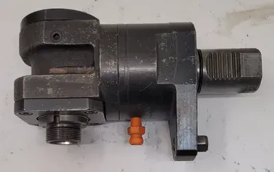 USED MAZAK RIGHT ANGLE TOOL HOLDER