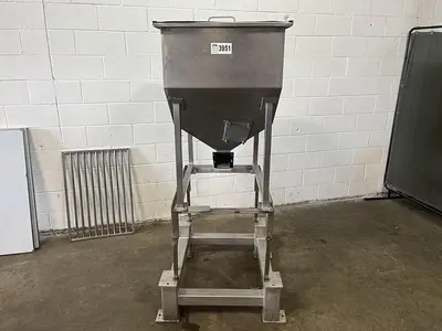 9 CF Stainless Steel Hopper Tote