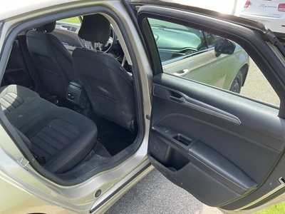 USED 2018 FORD FUSION