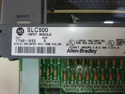 USED ALLEN BRADLEY 1746-IB32 SER D