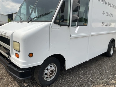 Used 2002 FORD COMM STRIP Cab Chassis trucks Michigan US | Miedema Asset Management Group #1314140