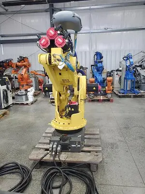 USED 2011 FANUC M-900IA/260L