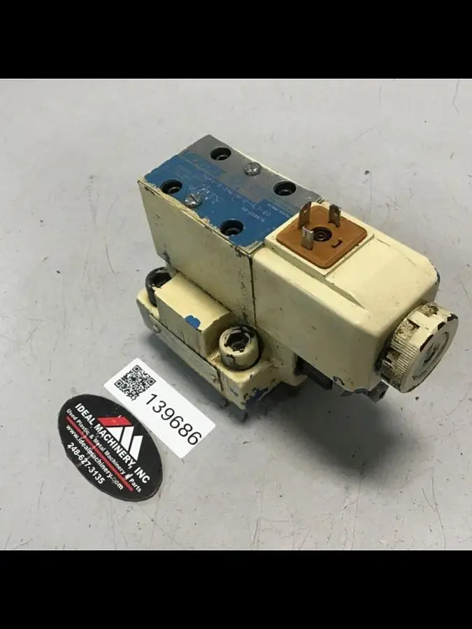 USED VICKERS DG4V-3-2AL-M-U-HL7-60
