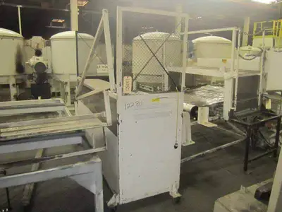 LYLE 150FH Thermoformer Web Fed Type | Perry Equipment (39)