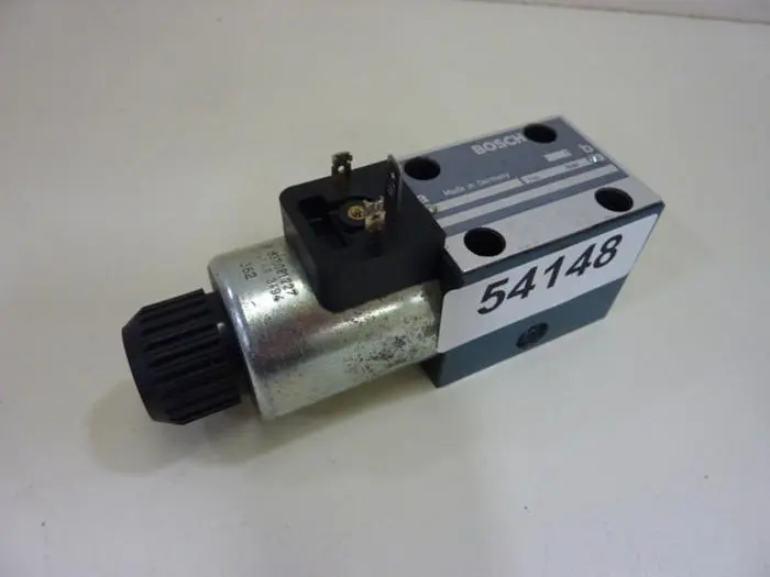 Used BOSCH 0 810 091 227 Valves/Fittings Michigan US | Ideal Machinery #597259