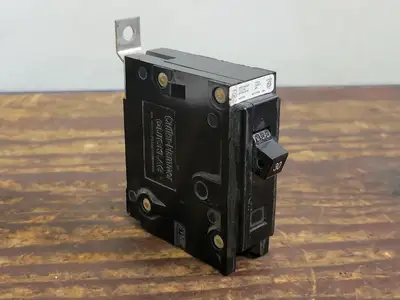 USED CUTLER-HAMMER BA130