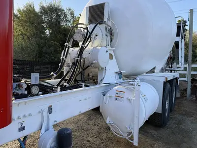 Used 2015 PETERBILT 365 Concrete Mixer Trucks California US | Ben Kaplan Equipment #1393698