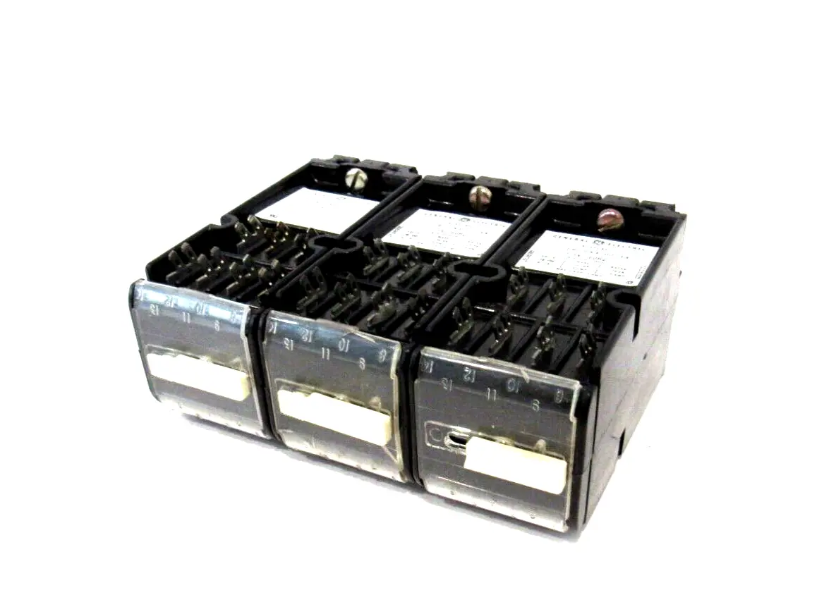 LOT OF 3 USED GENERAL ELECTRIC CR120K42002AA RELAY