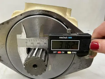 USED VICKERS 3520V30E8-110D22R