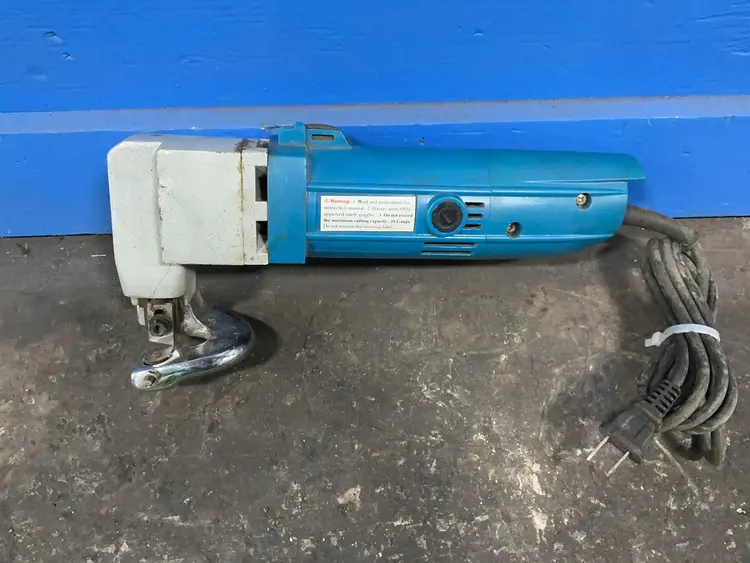 Used CHICAGO 46681 Sheet Metal Shears Ohio US | HGR 24 #1502561