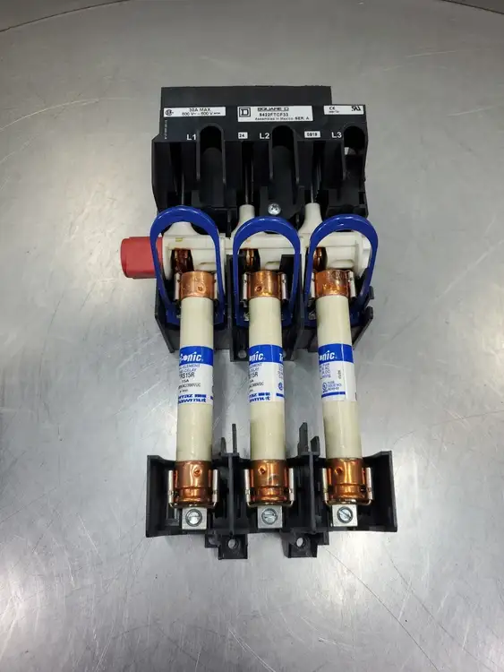 Used Square D 9422FTCF33 Lug Terminal Switch w/TRS15R Fuses Disconnects South Carolina US | Palmetto Automation #1158938