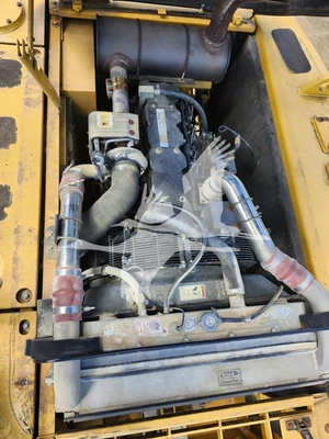 USED 2013 LIUGONG 925D
