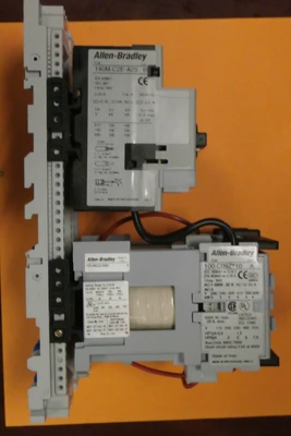 USED Siemens 140M-C2E-A25 SER B +  (2) 100-C09Z*10 SER A + A02