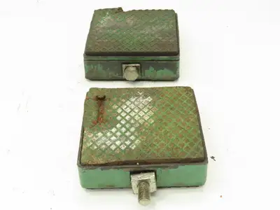 AirLoc Wedgmount Precision Machine Leveler Vibration Pad 8"x 8"x 3"H  Lot of 2