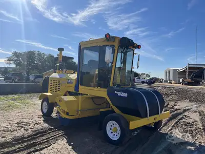 New | in-Stock 2023 SUPERIOR BROOM DT74J Mechanical Sweepers South Carolina US | National Equipment Dealers #1422818