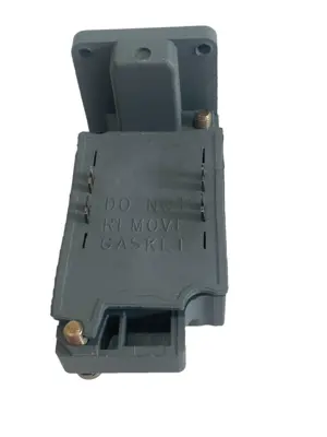 NEW CUTLER-HAMMER E50SG LIMIT SWITCH BODY ONLY SER. A2