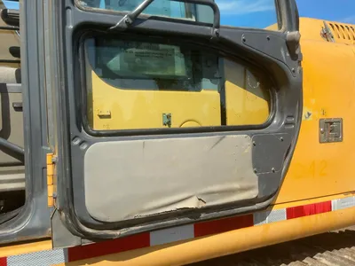 Used 2005 JOHN DEERE 200C LC Crawler Excavators Michigan US | Miedema Asset Management Group #1444936