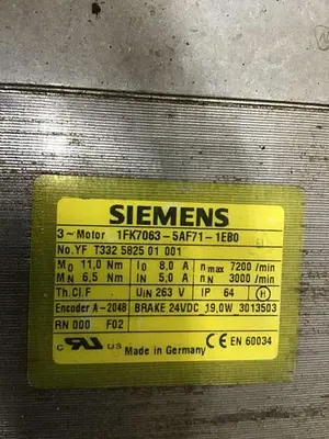 USED SIEMENS 1FK7063-5AF71-1EB0