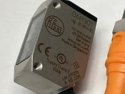 O6H301 | ifm  Diffuse Reflection Sensor w/ Background Suppression O6H-FPKG/0,30m/US - New Other
