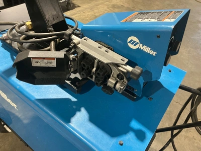 MILLER DELTAWELD 452 Mig Welders | Direct Industrial (7)