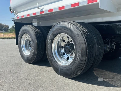 Used 2015 FREIGHTLINER BUSINESS CLASS M2 112 Water Trucks California US | Lillo Machinery #1403760