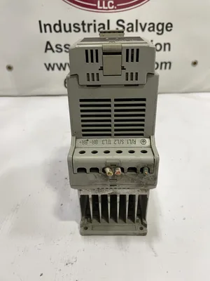 Allen-Bradley 160-BA04NSF1 Ser C VFD 2HP 380-460V 3PH 3700VA