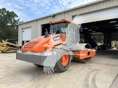 USED 2019 XCMG CV122PD