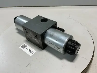 USED REXROTH 4WE 10 J31/CG24N9Z4