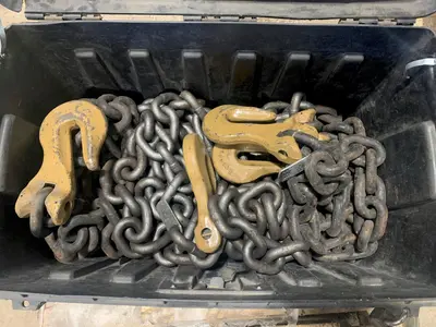 7/8" X 20' CROSBY HEAVY DUTY LIFTING CHAINS & HOOKS, 130,000 LBS CAPACITY: STOCK #12577