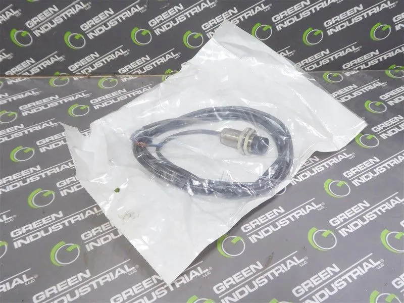 Allen Bradley 872C-DH8NP18-E2 Inductive Proximity Sensor New