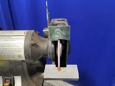 Used 2002 DAYTON 4Z909C Pedestal Type Grinders (Double End) Ohio US | HGR 24 #1437817