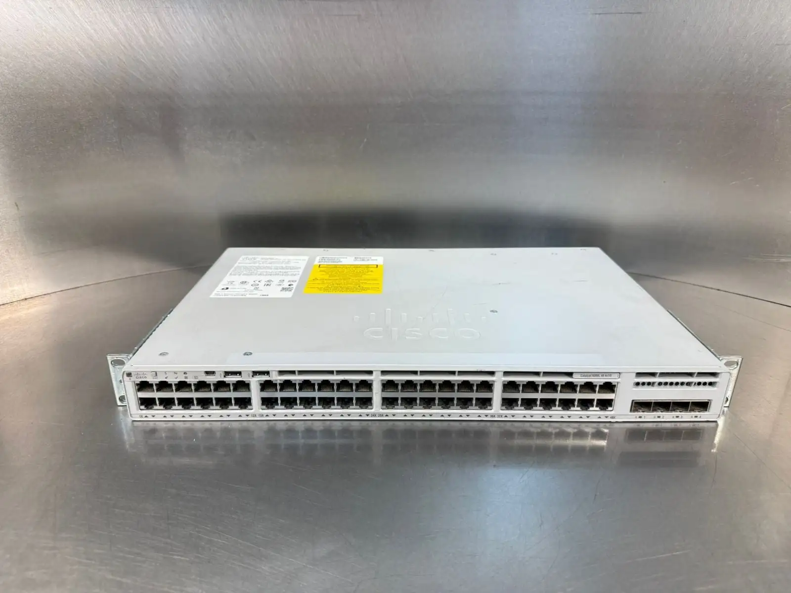 Cisco Catalyst C9200L-48-4X1G See The Description (11.5.4)